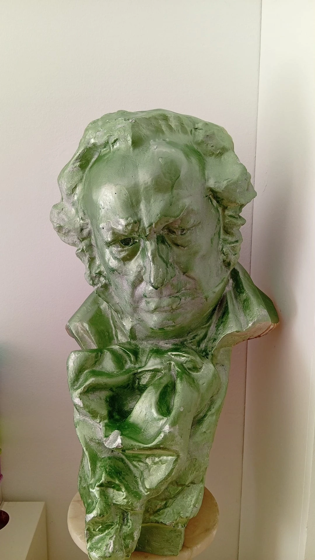 Busto de Goya en la oficina de Gesadfincas, Administracion de Fincas en Valencia